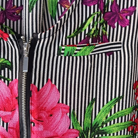 Gabi & Sam Women's Sleeveless Top 1/4 Zip Size Medium Stipes Floral Light - Picture 4 of 10